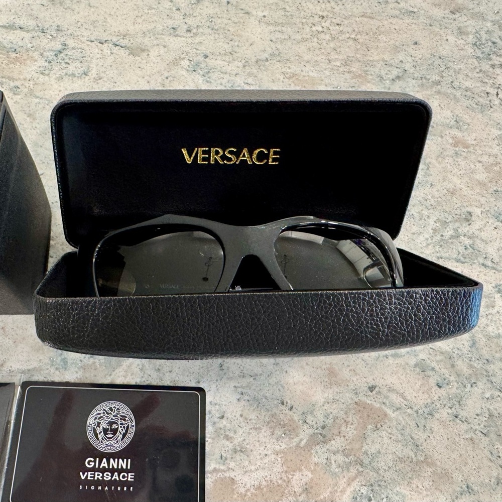 Versace Black Sunglasses - Picture 5 of 10